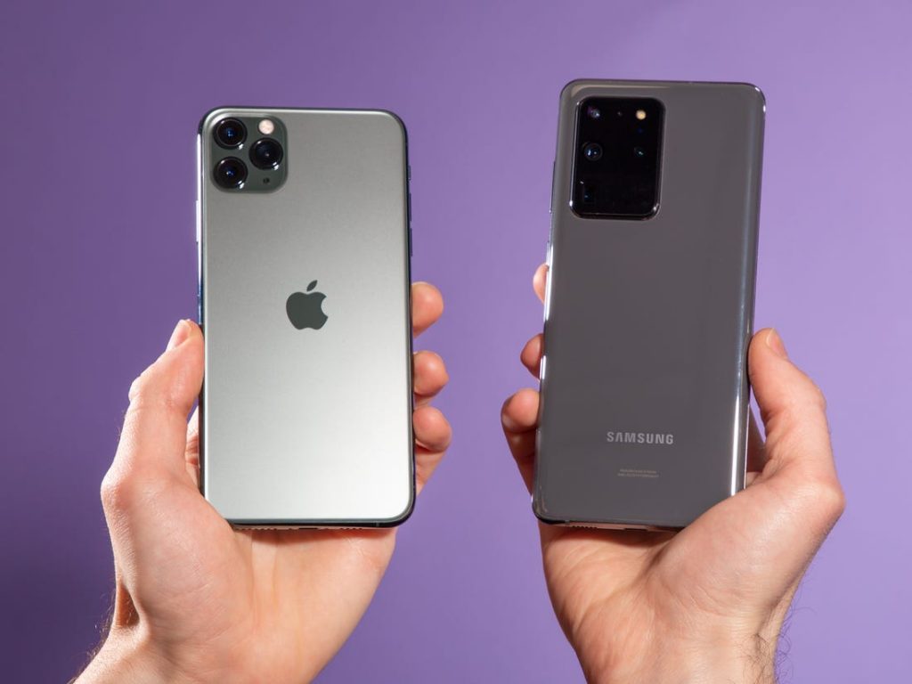 iPhone X vs Samsung S20