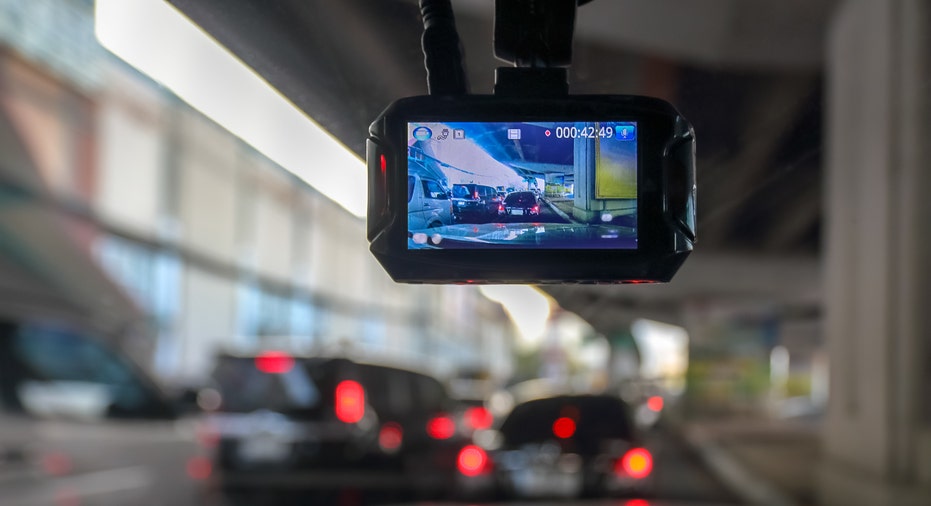 7 Reasons to Use a Dash Cam in Your Car
