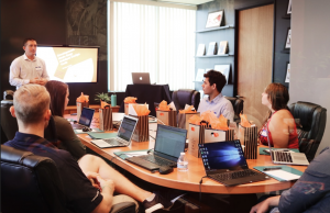 The Top Features To Look for in Account Management Software for Large Corporations