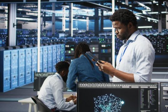 Role of SPARC Emulators in Building a Cloud-First Infrastructure: The Future of Sun SPARC Servers